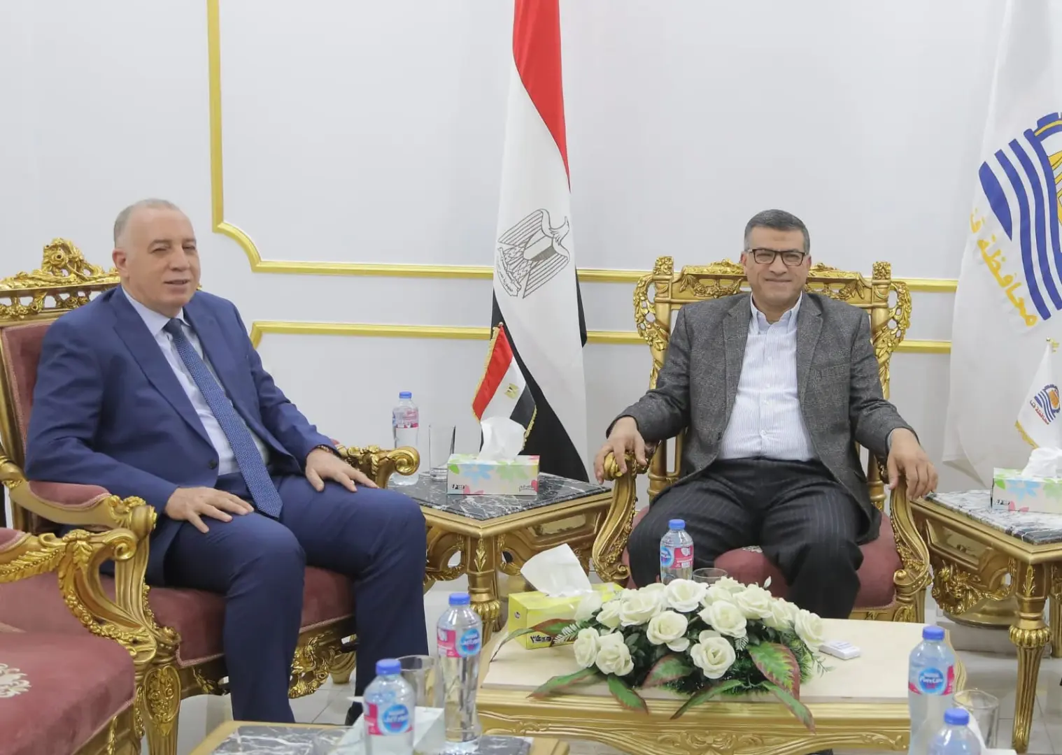 محافظ قنا يستقبل مدير الأمن والوفد المرافق له للتهنئة بتوليه مهام منصبه