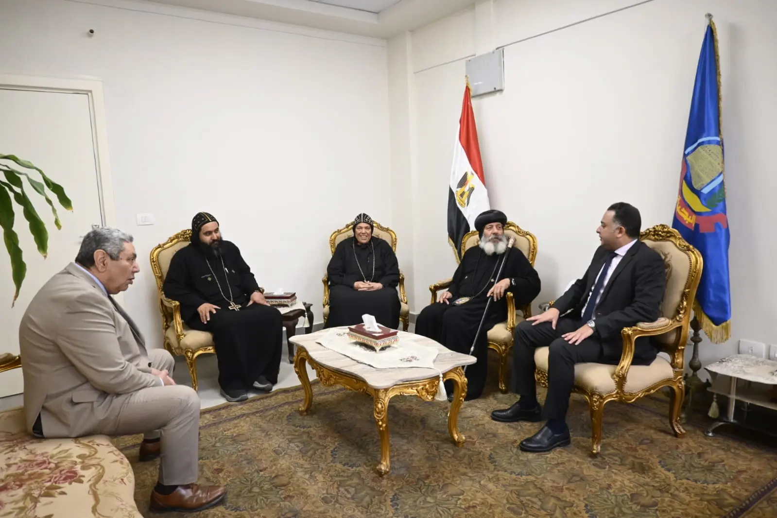 قيادات الأوقاف والأزهر والكنيسة تهنئ الدكتور شادي المشد بتعيينه نائبًا لمحافظ البحيرة - img 20260225 wa0073