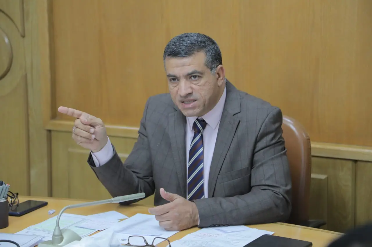 محافظ قنا: توزيع 48 ألف كرتونة سلع غذائية مدعمة من القوات المسلحة بالتنسيق مع التضامن