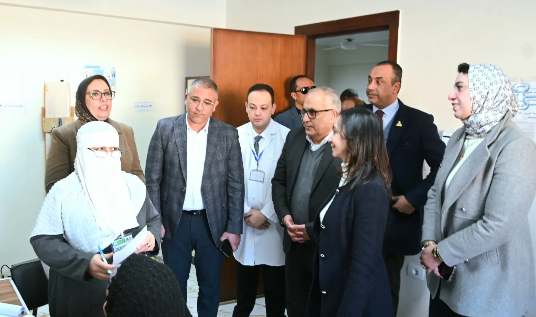 محافظ البحيرة ورئيس الهيئة العامة للتأمين الصحي يفتتحان مبنى عيادة التأمين الصحي بكوم حمادة - img 20260303 wa0065
