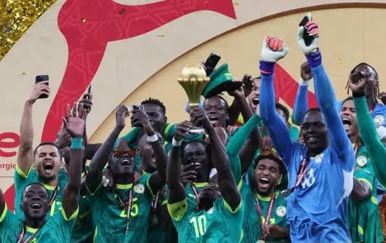 زلزال في الكاف: التفاصيل الكاملة لقرار سحب لقب أمم أفريقيا 2025 من السنغال ومنحه للمغرب