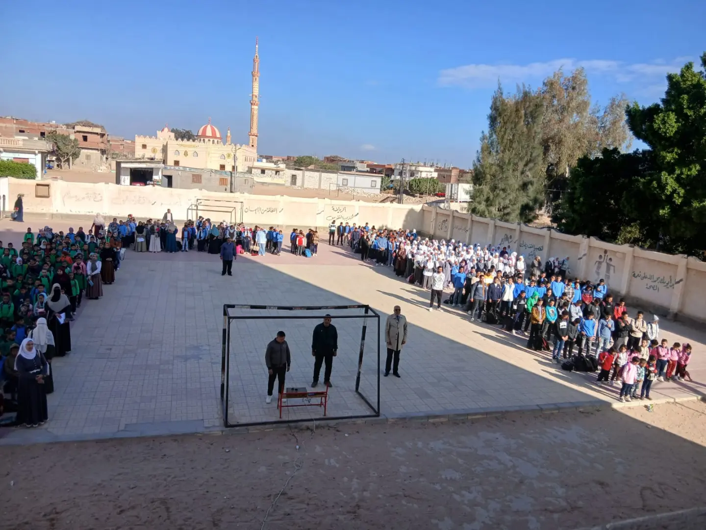 إنتظام الدراسة بجميع مدارس البحيرة عقب إنتهاء أجازة عيد الفطر المبارك - img 20260324 wa0014