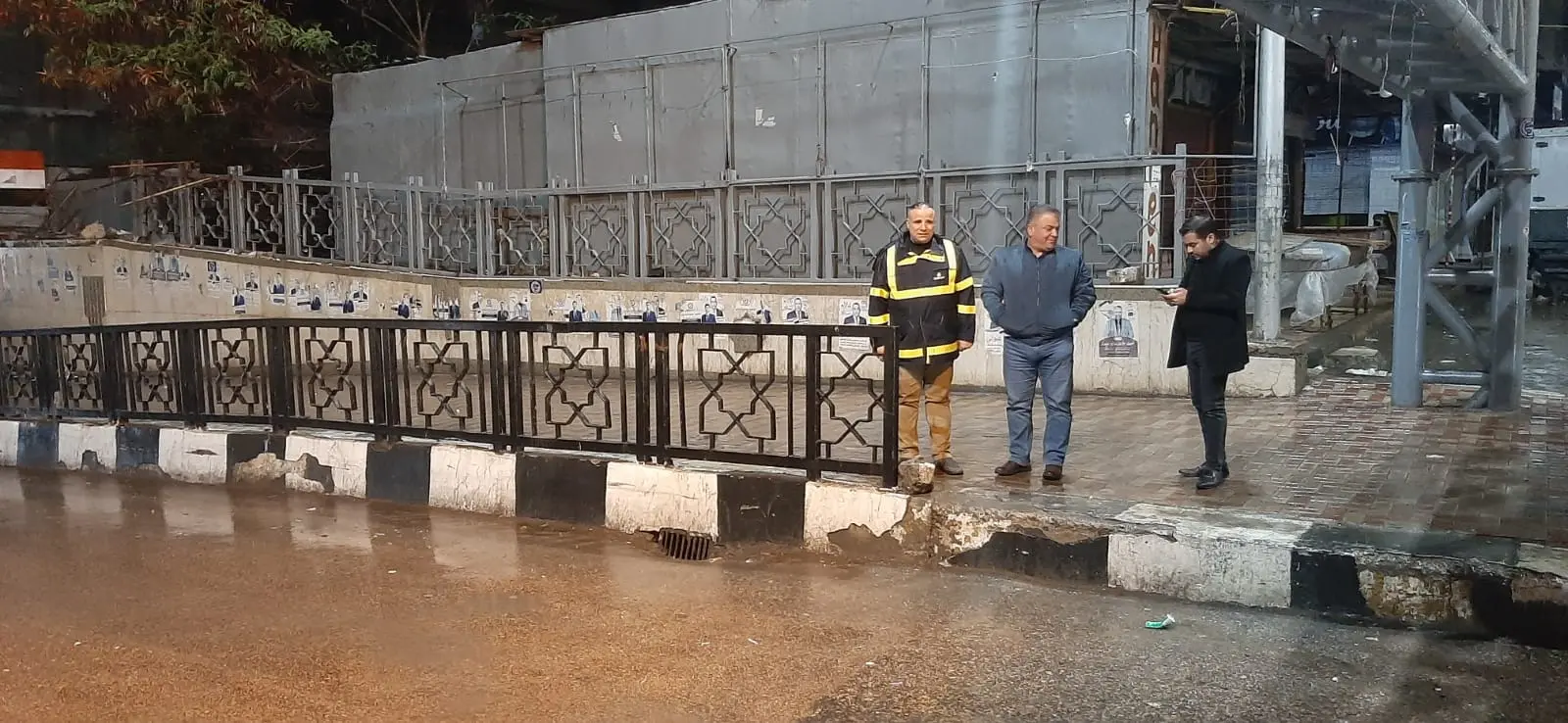 جهود مكثفة لمواجهة تداعيات الطقس السيئ و رفع آثار مياه الأمطار بالبحيرة - img 20260326 wa0031
