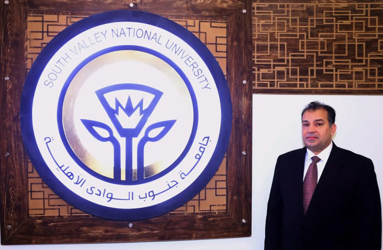 انتظام امتحانات منتصف الفصل الدراسي ببرنامجي التمريض وطب الفم والأسنان بجامعة جنوب الوادي الأهلية