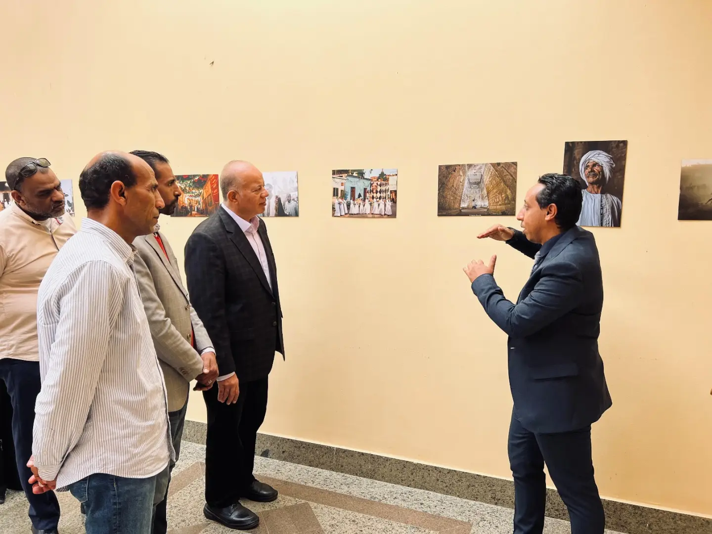 انطلاق معرض «قنا وتراثها 2» بمعبد دندرة لتعزيز الهوية التراثية