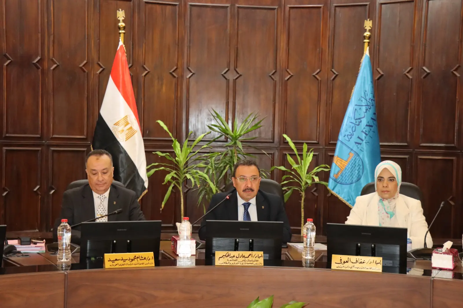 مجلس جامعة الإسكندرية يناقش إجراءات ترشيد الطاقة ويطلق مبادرات أكاديمية واستراتيجية جديدة