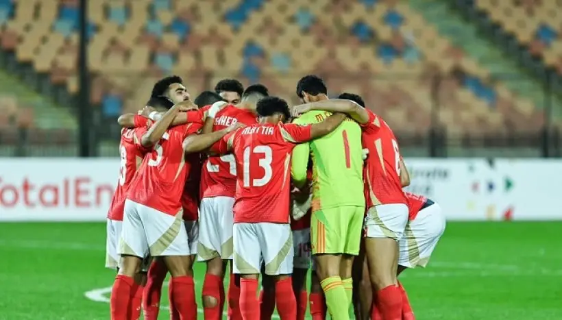 لاعبو الأهلي يثورون ضد لائحة المكافآت والعقوبات
