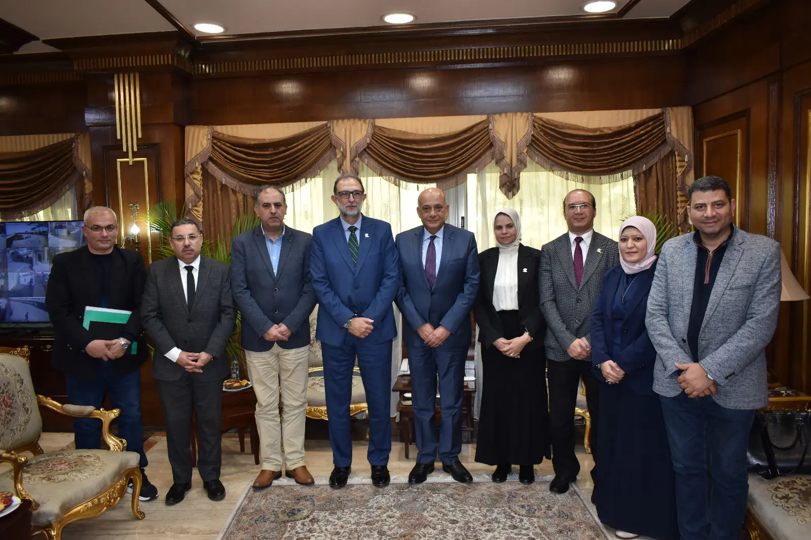 جولة ميدانية لرئيس الهيئة القومية لسلامة الغذاء بميناء الإسكندرية لتعزيز الرقابة وتسريع تداول الرسائل الغذائية
