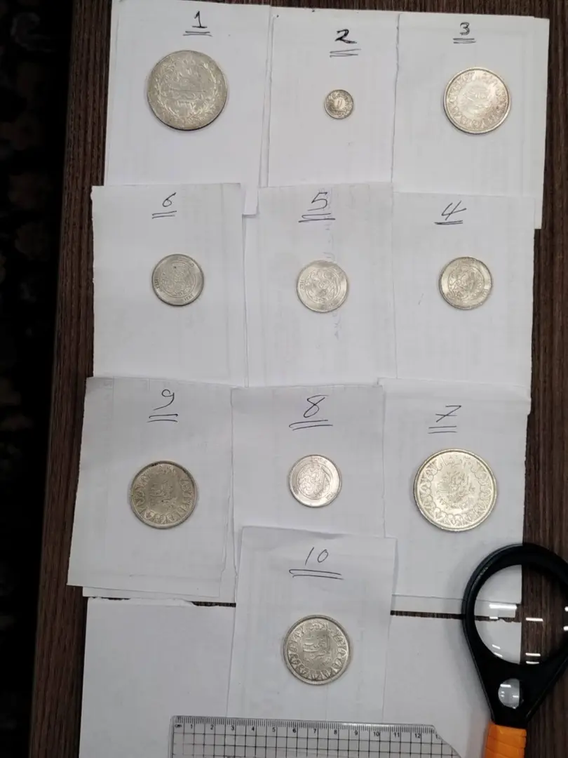 إحباط تهريب 10 عملات أثرية جمارك مطار الإسكندرية