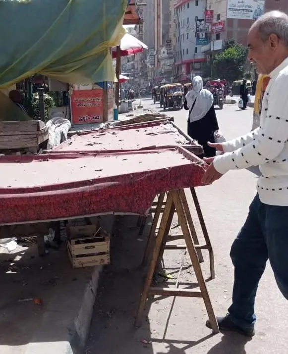 رفع 384 حالة إشغال طريق ثابت ومتحرك بمركزي دمنهور و المحمودية بالبحيرة - img 20260406 wa0020