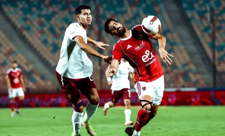حكم مباراة الأهلي وسيراميكا.. تعرف على أبرز نتائجه السابقة مع الفريقين