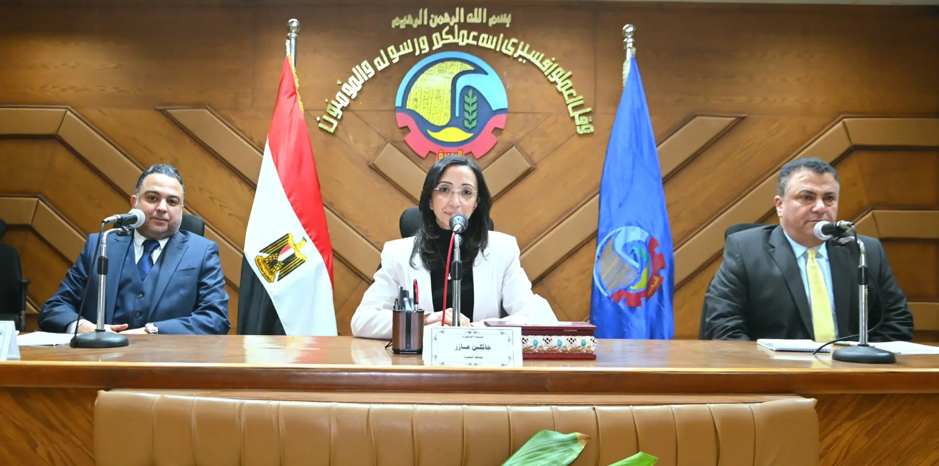 محافظ البحيرة توجه برفع كفاءة المشروعات الخدمية والإنتاجية وتعظيم مواردها لدعم خطط التنمية - img 20260407 wa0080