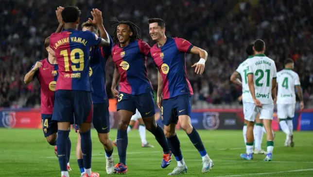 تشكيلة برشلونة ضد أتلتيكو مدريد.. ليفاندوفسكي ورافينيا يقودان الهجوم