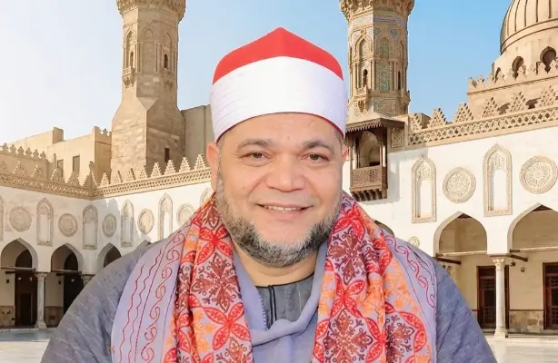 الشيخ محمد سالم عامر.. صوتٌ أزهريٌّ عريق يحمل رسالة القرآن إلى العالم