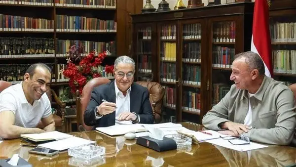 جلسة هامة بين الخطيب وياسين منصور وسيد عبد الحفيظ لمناقشة ملف الكرة في الأهلي