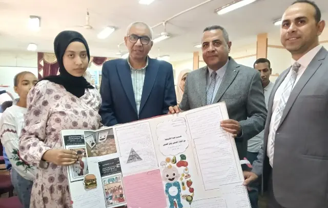 وكيل مديرية التعليم بقنا يفتتح المعرض الختامي للأنشطة التربوية للنوادي الاستكشافية