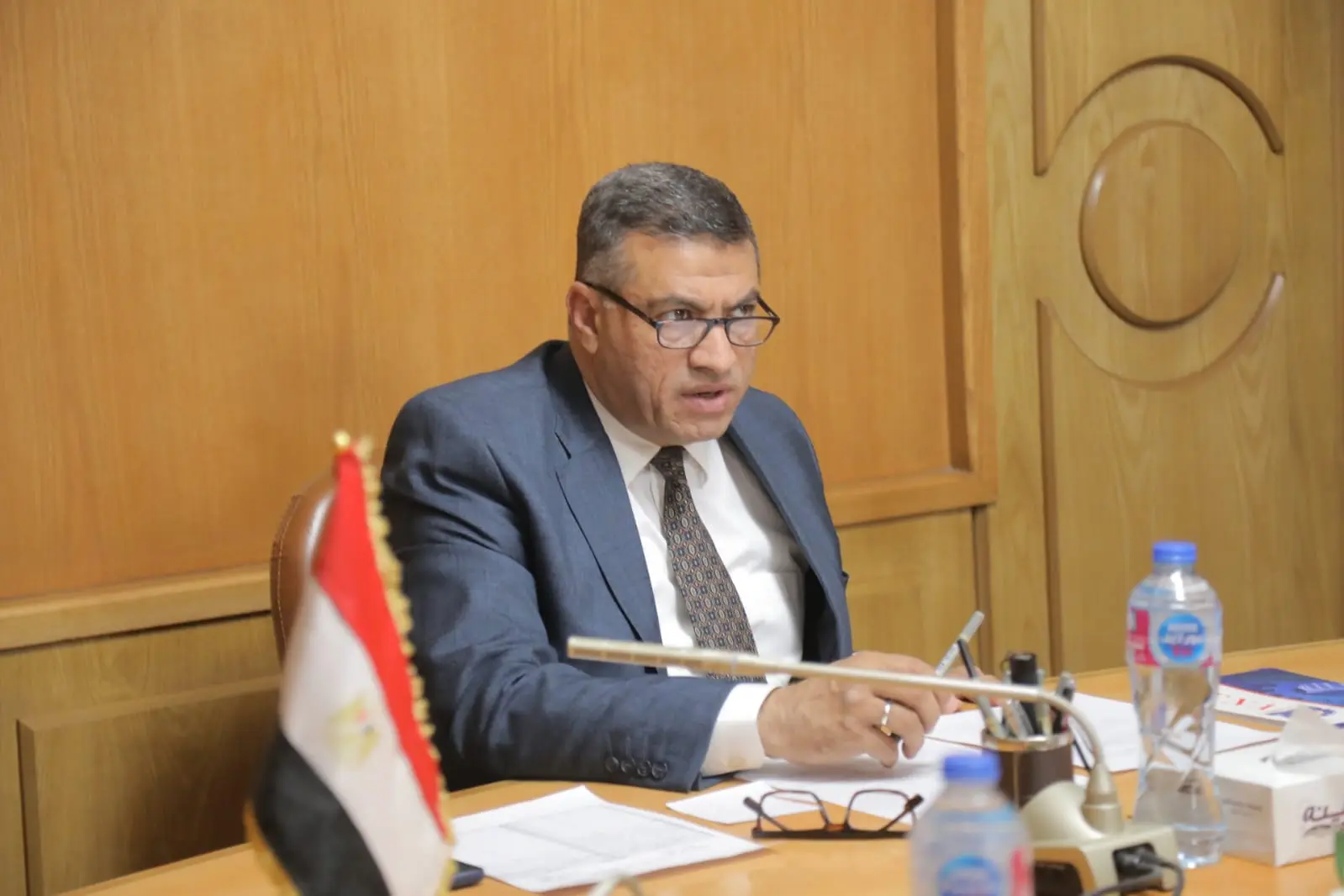 محافظ قنا يعلن انطلاق الموجة الـ 29 لإزالة التعديات.. ويؤكد: لا تهاون في حق الدولة