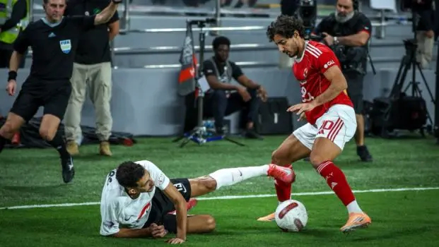 من يتفوق.. تعرف على القيمة السوقية للأهلي والزمالك قبل قمة اليوم