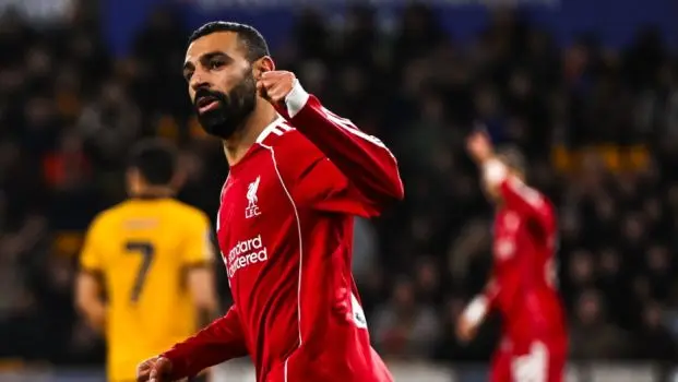 محمد صلاح يحسم الجدل حول علاقته بجوزيه مورينيو