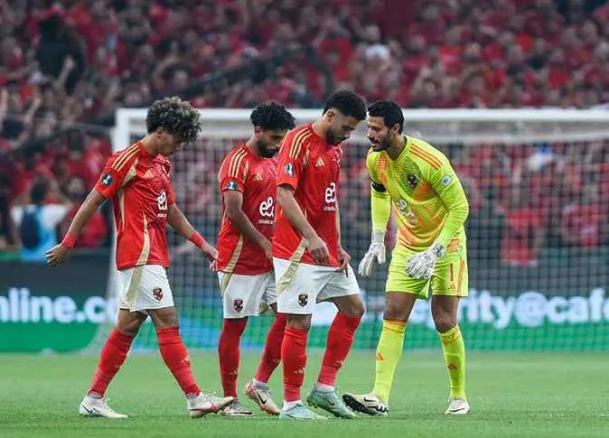 تعرف على كواليس حوار الشناوي ولاعبي الأهلي قبل مواجهة إنبي بالدوري