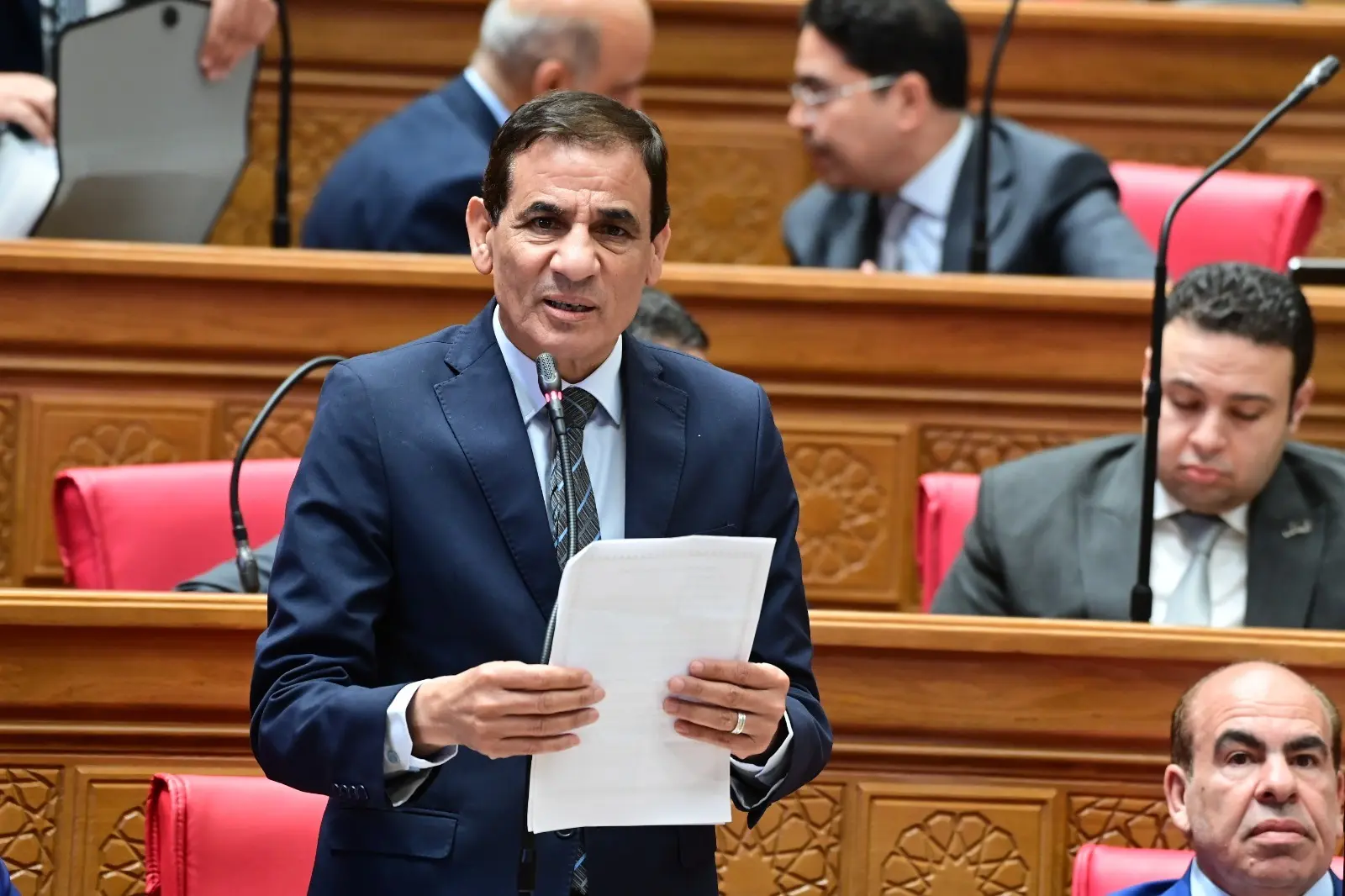 "برلمانية الوفد" تهاجم الحكومة بسبب إهدار المال العام بالهيئات الإقتصادية والموازنة