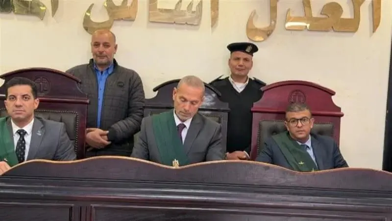 إكتشفت أنه كفيف.. جنايات دمنهور تبرئ شاب من تهمة إبتزاز فتاة إلكترونيا