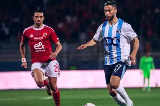 الأهلي يفتح باب الرحيل أمام لاعبه في الانتقالات الصيفية