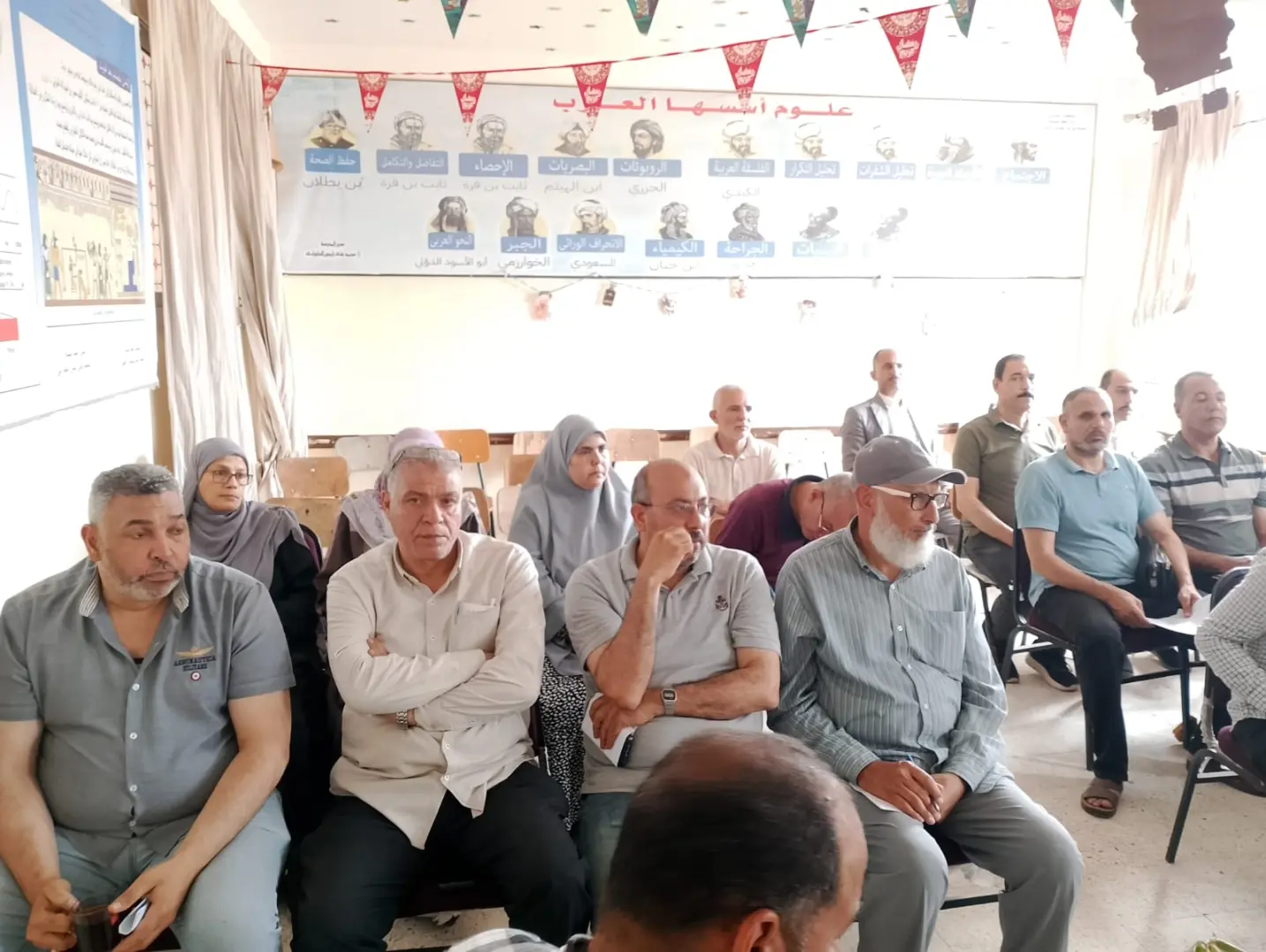 تعليم البحيرة يناقش استعداد إمتحانات الشهادة الإعدادية مع رؤساء اللجان - img 20260603 wa0108