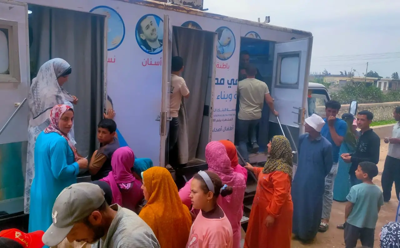 قافلة سكانية شاملة بالمحمودية تقدم خدمات طبية وبيطرية وتموينية وتوعوية للأهالي - img 20260604 wa00501