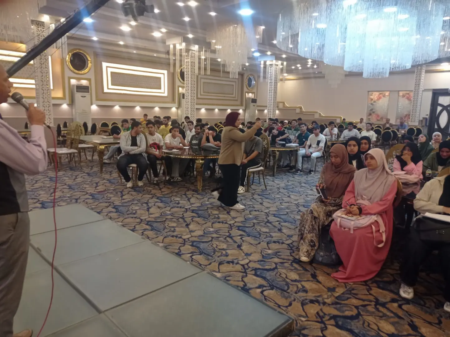 لليوم الثاني على التوالي.. استمرار القوافل التعليمية المجانية لطلاب الثانوية العامة بالبحيرة - img 20260611 wa0133