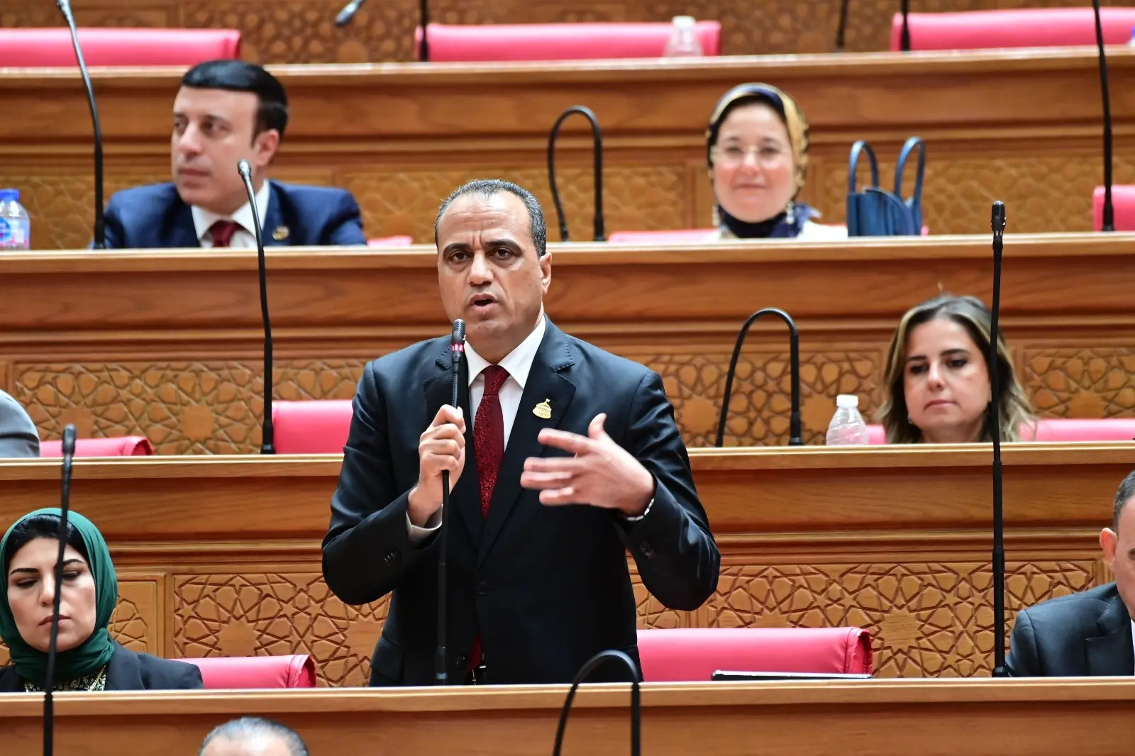 خلال جلسة البرلمان..  النائب ممدوح جاب الله يطالب بزيادة كفاءة الإنفاق الصحي واستكمال مشروعات "حياة كريمة" بحوش عيسى