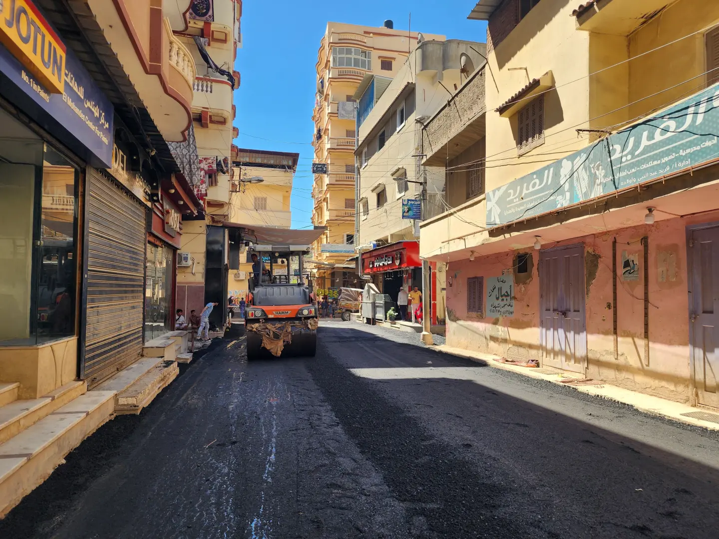 شارع البحر يتغير بالكامل.. رصف أحد أهم شرايين إدكو بطول 1.5 كيلومتر - img 20260713 wa0067