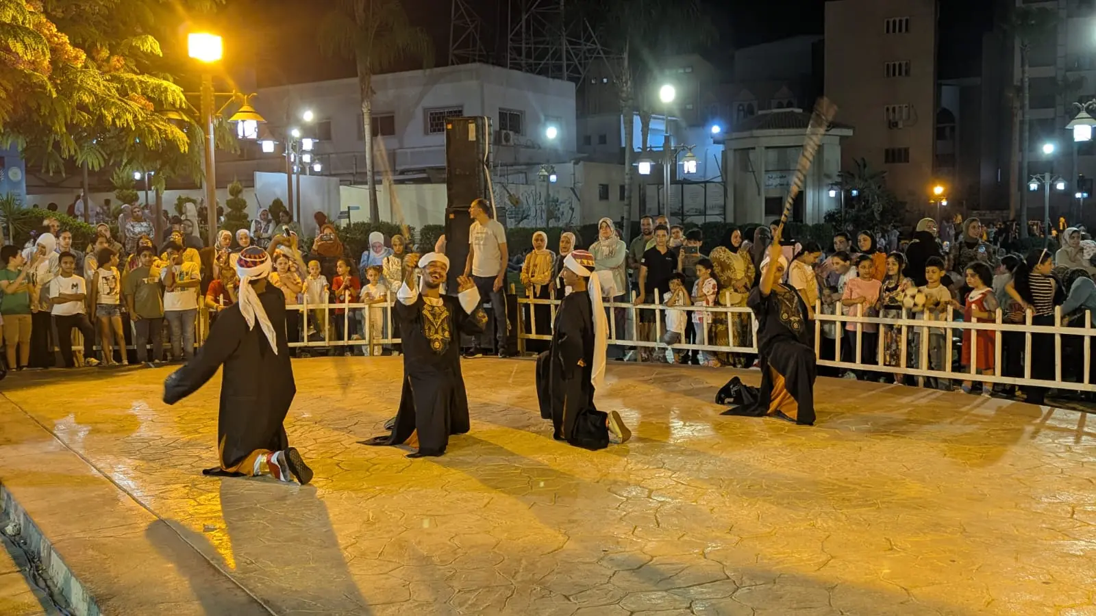 إقبال جماهيري كبير على الليالي الصيفية المجانية بمكتبة مصر العامة بدمنهور - img 20260723 wa0038 1