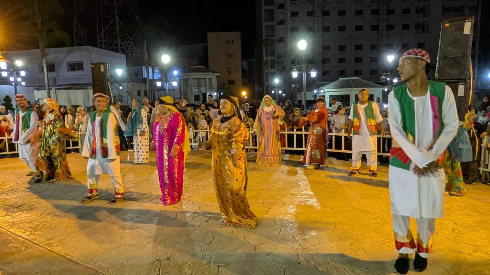 إقبال جماهيري كبير على الليالي الصيفية المجانية بمكتبة مصر العامة بدمنهور