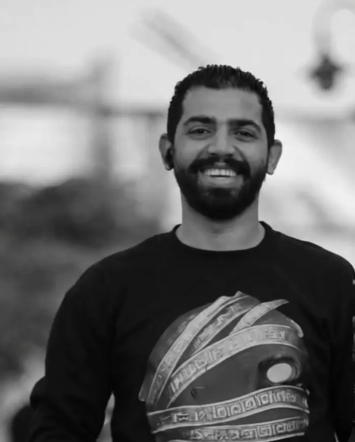 خرج ليكسب قوت طفلتَيه.. خلاف على مكان الوقوف ينهي حياة شاب بالزقازيق