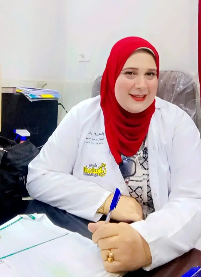 أخصائية تحاليل طبية لـ “ الخبر لايف”:  فحوصات ما قبل المدرسة تساعد على الاطمئنان على صحة الطفل