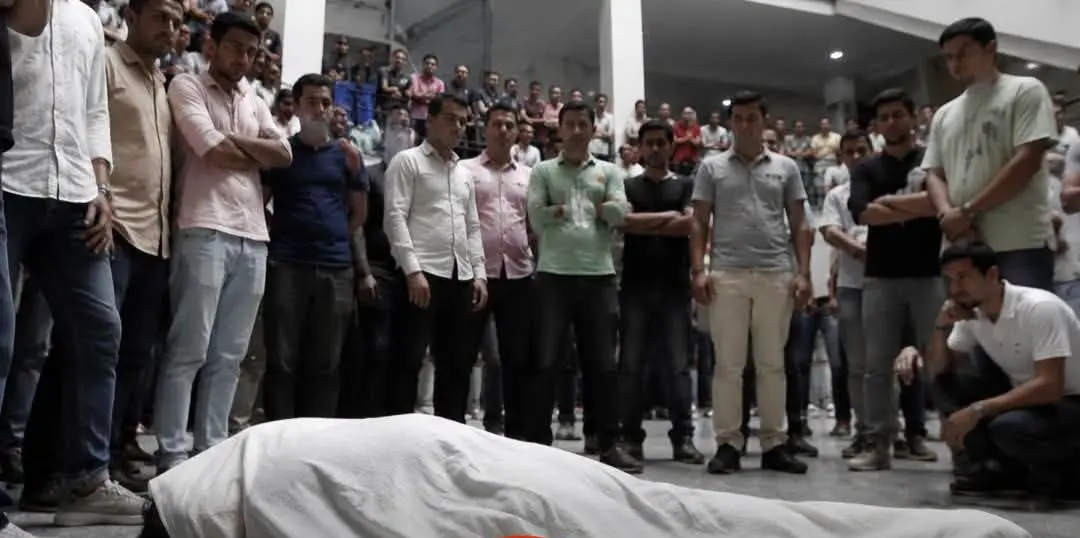 مأساة بجامعة كفر الشيخ الأهلية.. وفاة طالبة إثر سقوطها من الطابق الرابع