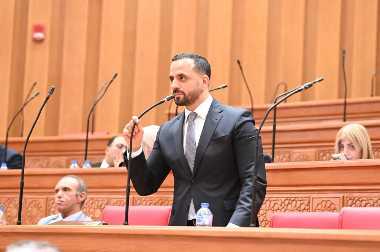 سؤال برلمانى للحكومة بشأن أسباب سياسات قطع الأشجار وتراجع المساحات الخضراء بالمدن والمحافظات