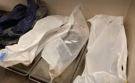 «3 نعوش ورا بعض».. قرية بالمنوفية تودّع أمًا وطفليها بعد حادث أليم