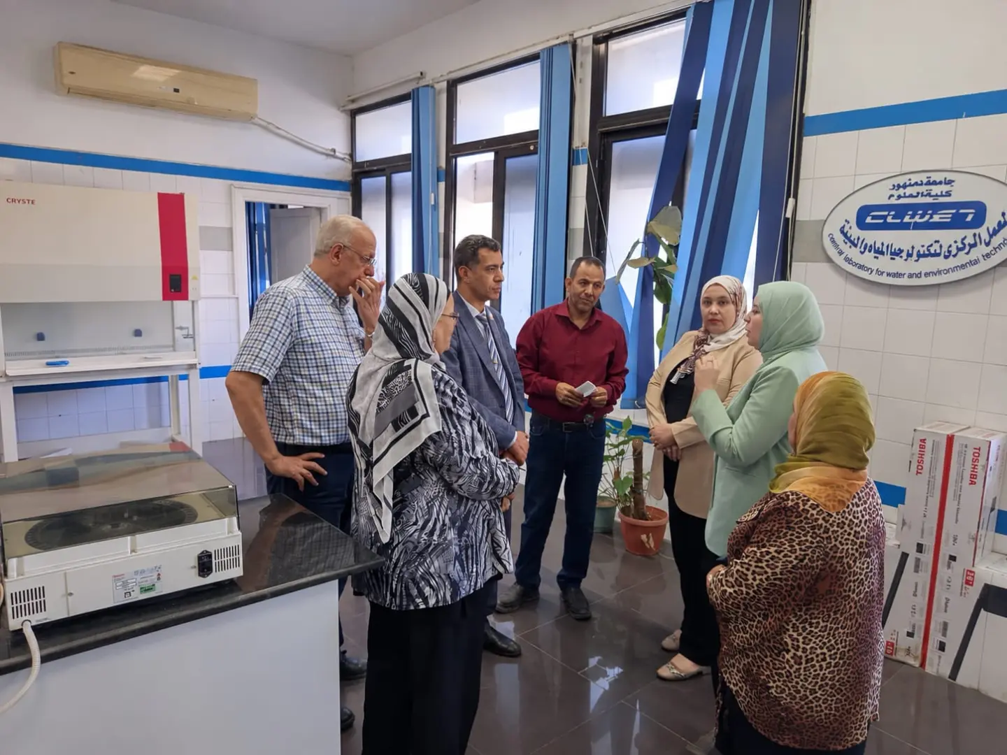 مدير البنك القومي للمعامل والأجهزة العلمية يتفقد معامل جامعة دمنهور ويشيد بجاهزية البنية التحتية البحثية - img 20260917 wa0103