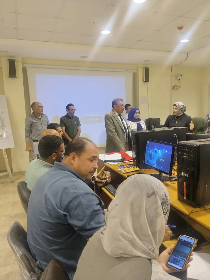 الذكاء الاصطناعي يدخل صحافة مدارس البحيرة.. استعدادًا للمنافسات الإلكترونية