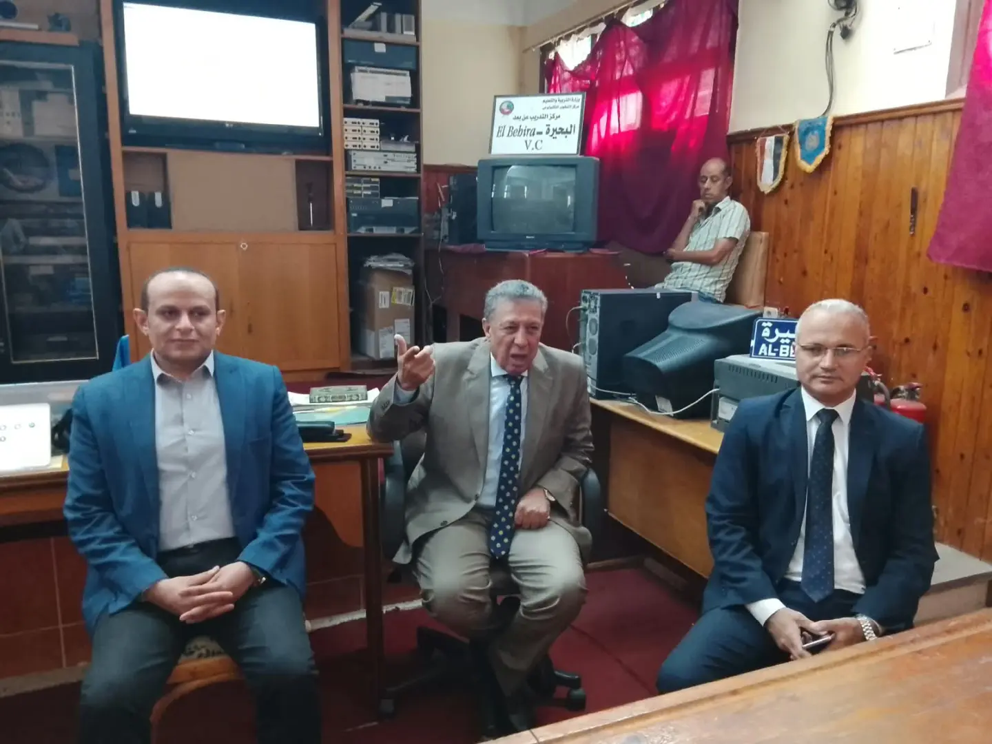 تعليم البحيرة يشدد الرقابة.. توجيهات جديدة لضبط منظومة المتابعة