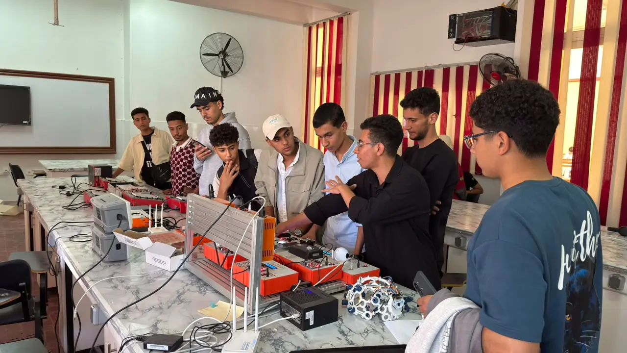 حاسبات دمنهور تفتح أبواب المستقبل.. تدريب ومسابقات وفرص تنافسية للطلاب