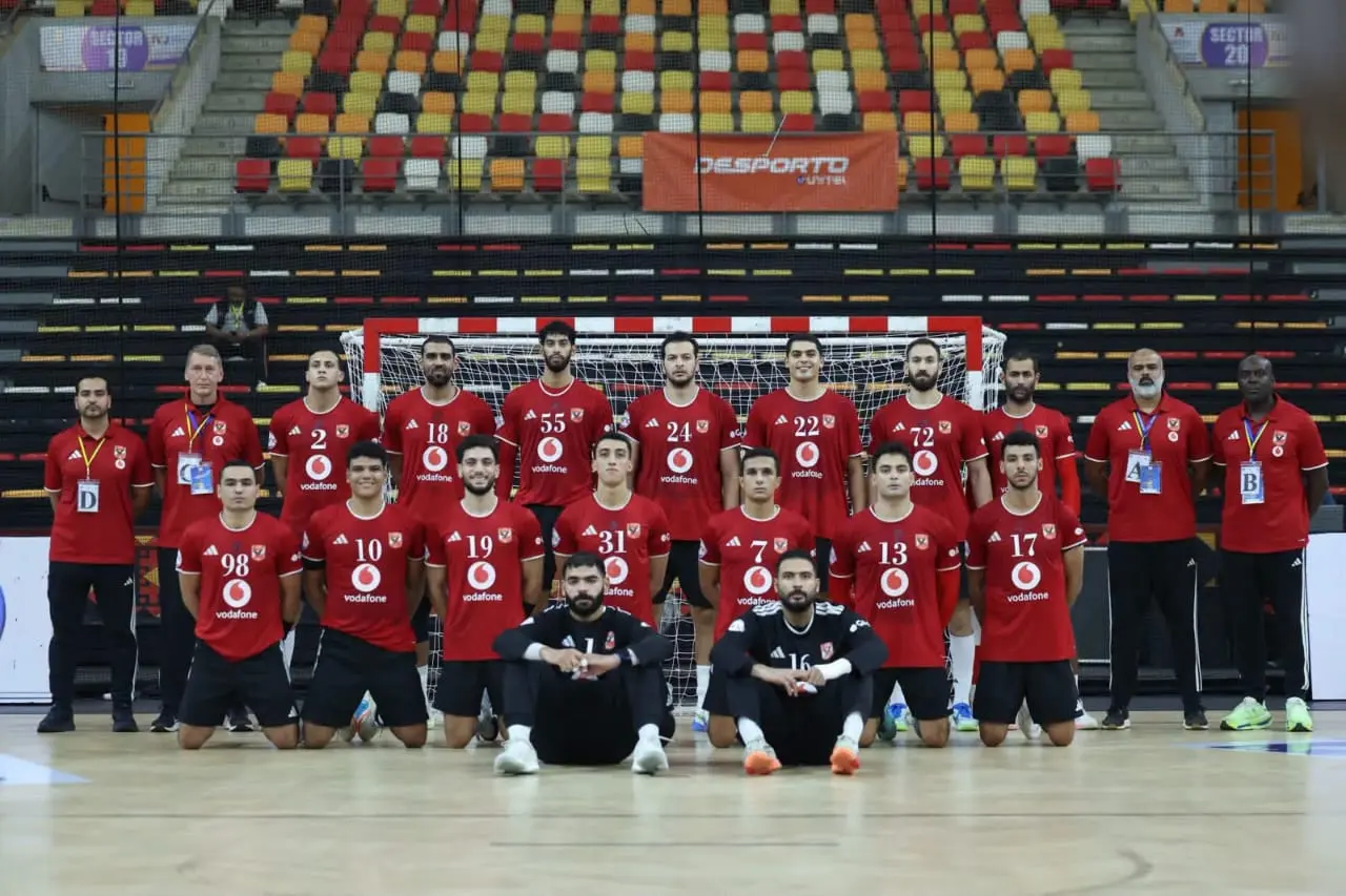 بعد فوزه على الزمالك في القمة السمراء.. وزير الرياضة يهنئ الأهلي بتتويجه بطلًا لأفريقيا
