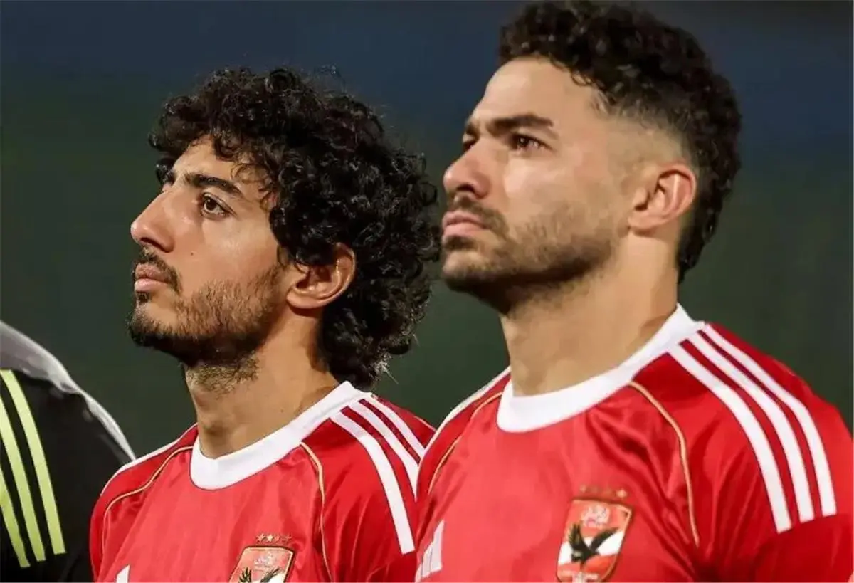 شوبير يكشف تطورات تجديد عقد محمد هاني وياسر إبراهيم مع الأهلي