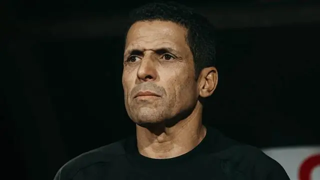 هل تمت مناقشة مصير عموتة؟.. شوبير يكشف كواليس اجتماع الأهلي
