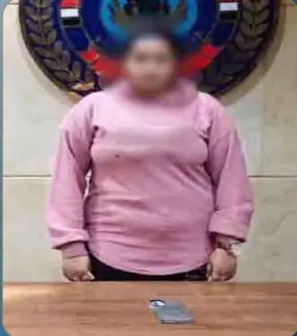 ضبط صانعة محتوى في الجيزة لنشرها مقاطع خادشة للحياء عبر مواقع التواصل الإجتماعي