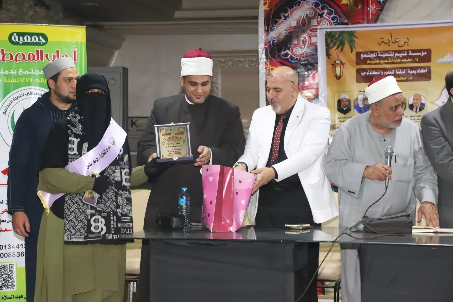 دمنهور تحتفي بـ«سفراء التلاوة» في ليلة رمضانية مميزة - whatsapp image 2026 03 07 at 140006
