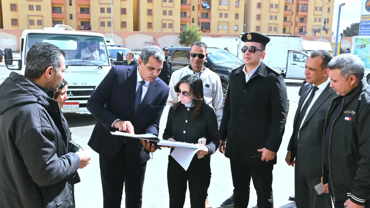 بعد تحريك الأسعار.. محافظ البحيرة تتفقد محطات الوقود بدمنهور - whatsapp image 2026 03 10 at 113912 2