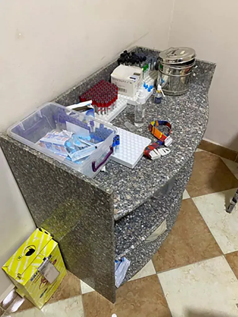 حملة موسعة للعلاج الحر بالإسماعيلية تضبط مخالفات صحية خلال العيد - 1000486253